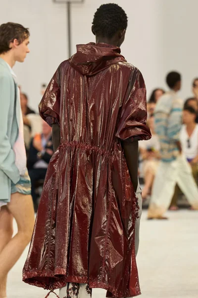 Look 143